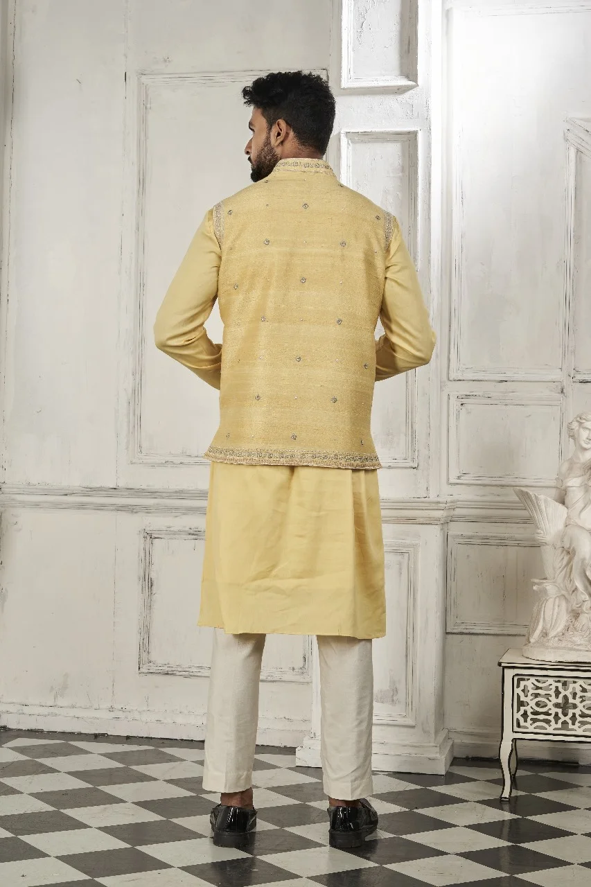 WhatsApp Image 2024-10-05 at 17.11.34_9202db99